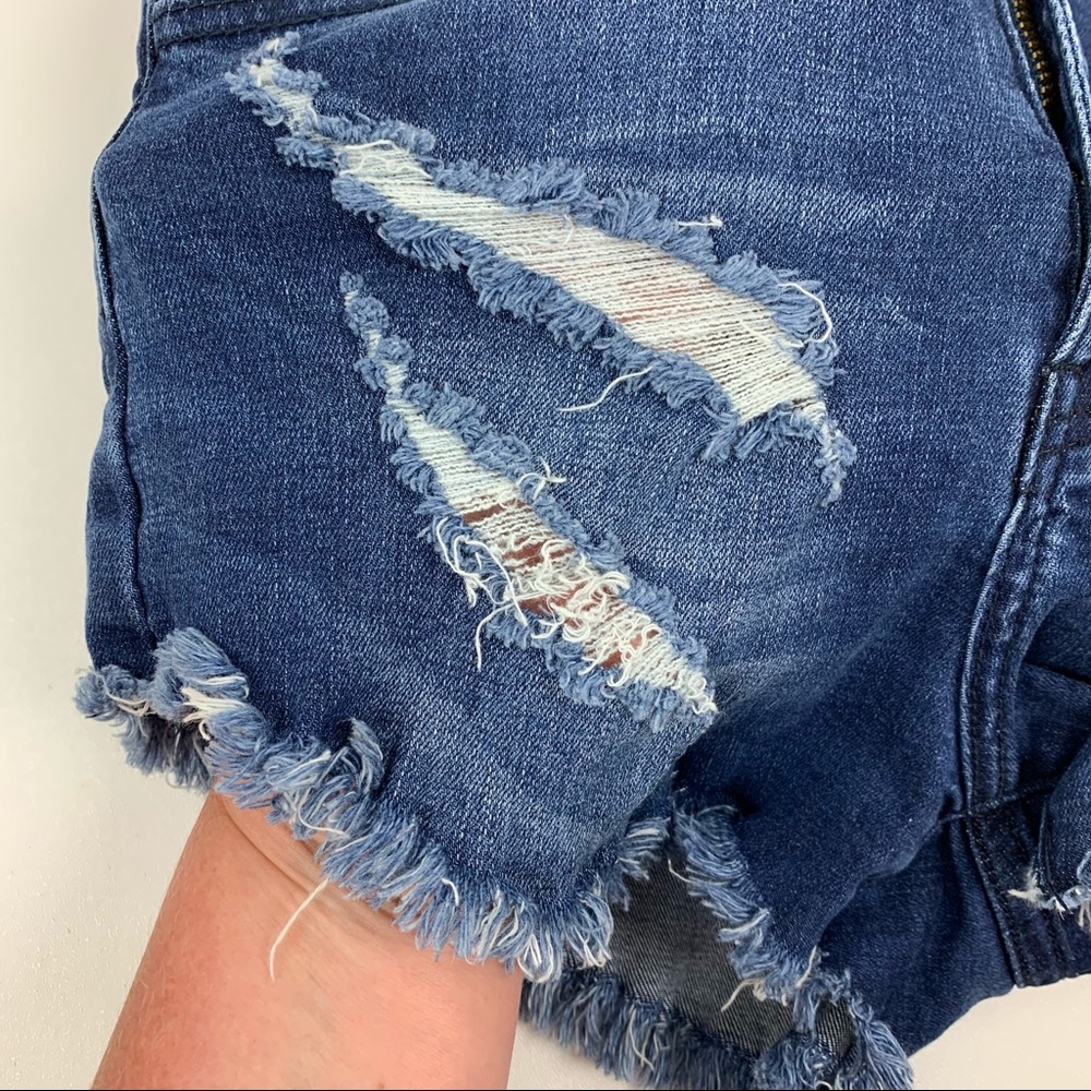 KanCan Distressed High Rise Cuttoff Denim Shorts S - Picture 6 of 9